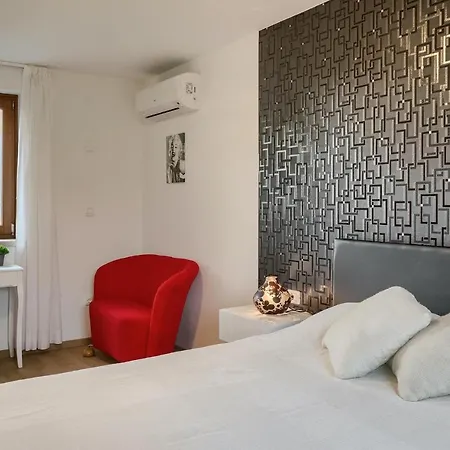Zoa Hotel 4*