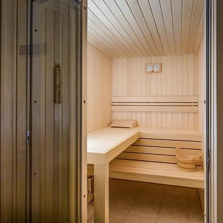 Hotel Zoa 4*